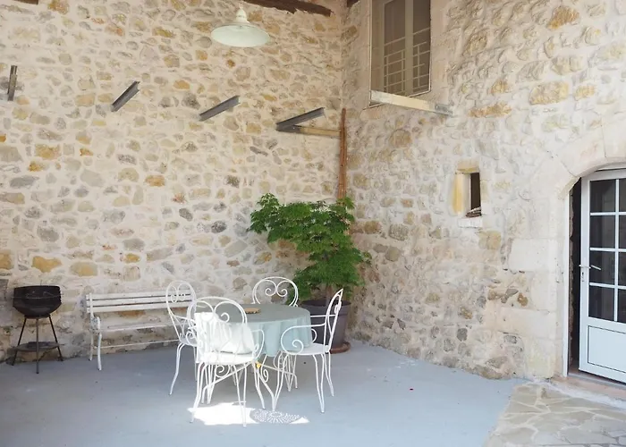 Charming Stone House With Terrace * Lussan